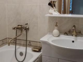 3-комн. квартира, 68 м², 2/5 этаж