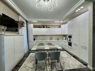 2-этажный коттедж, 218.5 м², 15 соток