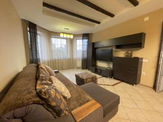 3-этажный дом, 226 м², 20 соток