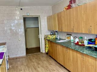 Комната, 400 м²