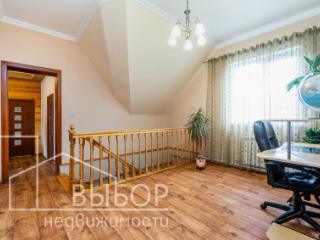 2-этажный коттедж, 261 м², 10 соток