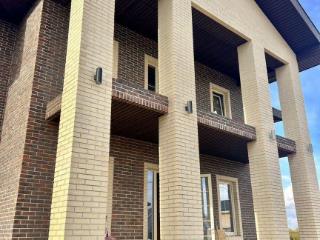  дом, 220 м², 25 соток