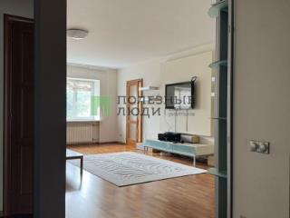 3-комн. квартира, 103 м², 3/9 этаж
