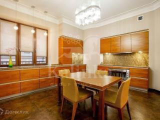 5-комн. квартира, 187.8 м², 4/8 этаж