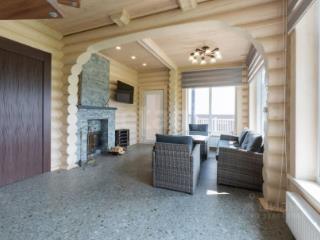 2-этажный дом, 180 м², 12 соток