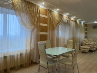 3-комн. квартира, 130 м², 10/13 этаж