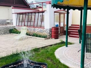  коттедж, 140 м², 10 соток