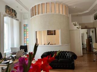 6-комн. квартира, 500 м², 2/2 этаж