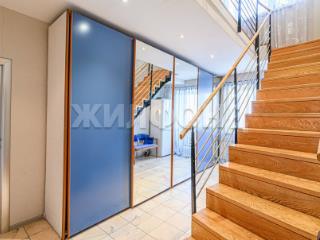 6-комн. квартира, 323.3 м², 8/9 этаж