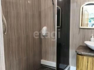 3-этажный дом, 500.3 м², 10.4 соток