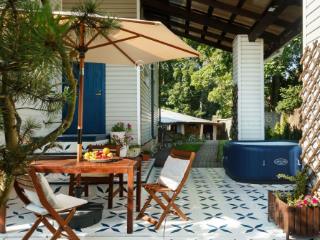 2-этажный дом, 317 м², 10 соток