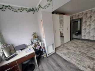 2-комн. квартира, 57 м², 2/5 этаж