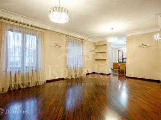 5-комн. квартира, 187.8 м², 4/8 этаж
