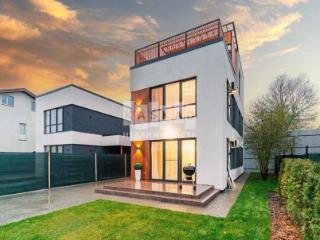 3-этажный дом, 160 м²