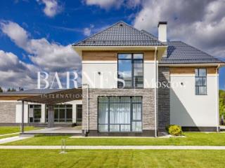 2-этажный дом, 600 м², 15 соток