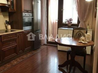 2-комн. квартира, 60 м², 10/17 этаж