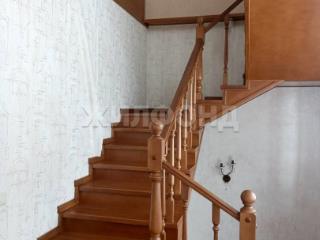  дом, 220 м², 8 соток