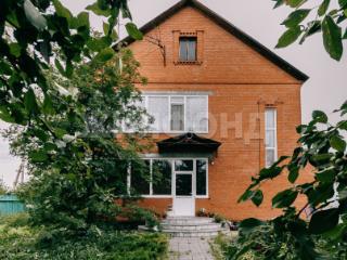  дом, 172 м², 21 сотка