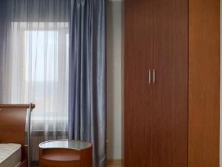 3-комн. квартира, 130 м², 10/13 этаж