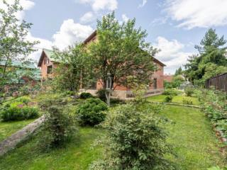 2-этажный коттедж, 383 м², 8 соток