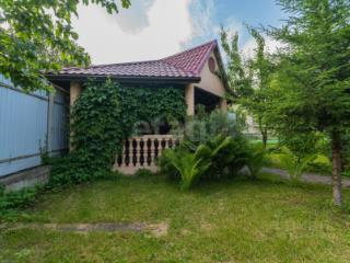 3-этажный дом, 495 м², 20 соток