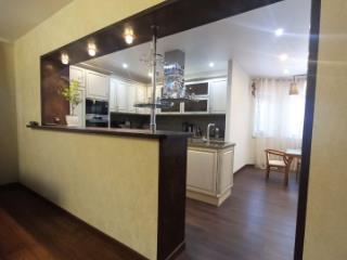 2-этажный коттедж, 200 м², 9 соток