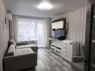 2-комн. квартира, 42 м², 3/5 этаж