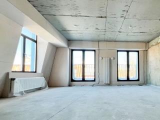 6-комн. квартира, 235 м², 4/4 этаж