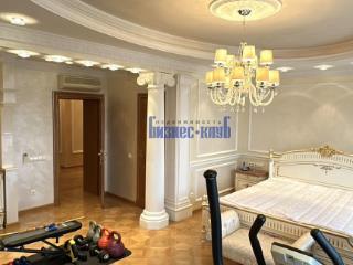 4-комн. квартира, 198 м², 7/12 этаж