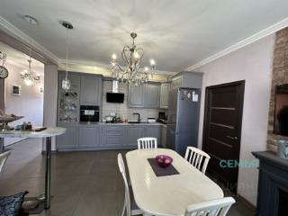 2-этажный дом, 200 м², 4 сотки