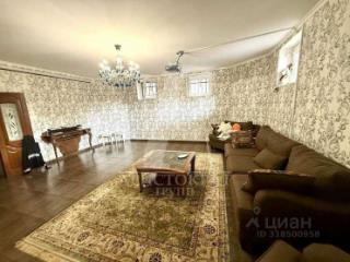 3-этажный дом, 342.7 м², 6.5 соток