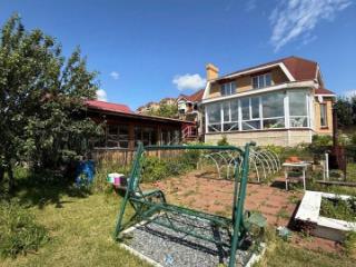 3-этажный коттедж, 347 м², 13.06 соток