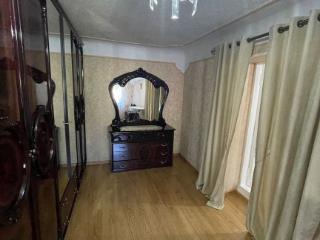  дом, 235 м², 8 соток