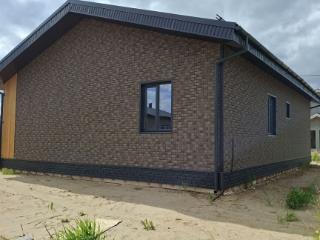  дом, 107 м², 7.7 соток