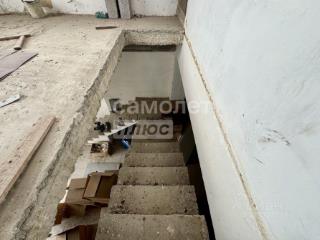 3-этажный дом, 700 м², 4.5 сотки