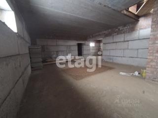 3-этажный дом, 300 м², 9.2 соток