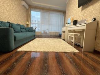 2-комн. квартира, 65 м², 6/14 этаж