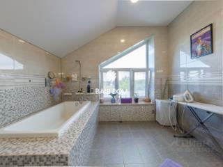 2-этажный дом, 174.2 м², 21.3 сотка