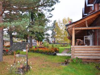 3-этажный дом, 258.5 м², 20 соток