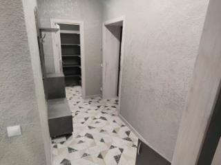 2-комн. квартира, 65 м², 2/19 этаж