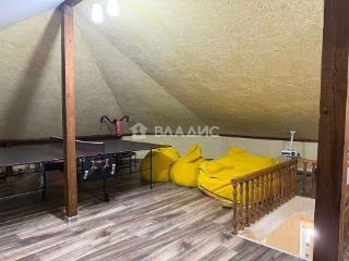 3-этажный дом, 250 м², 7.38 соток