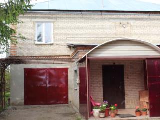  дом, 204.7 м², 77 соток