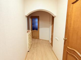 2-комн. квартира, 66 м², 5/17 этаж