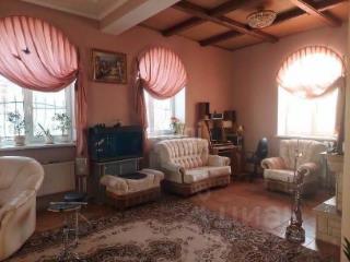 3-этажный дом, 300.7 м², 12.75 соток