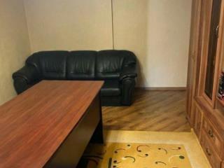 4-комн. квартира, 100 м², 1/5 этаж