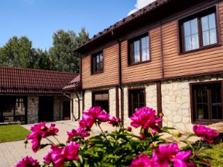 3-этажный дом, 135.6 м², 15 соток