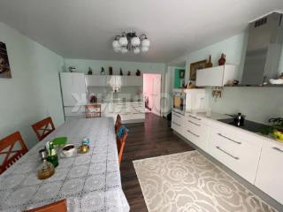  дом, 286.8 м², 17.85 соток