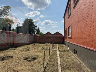 3-этажный дом, 333 м², 7 соток