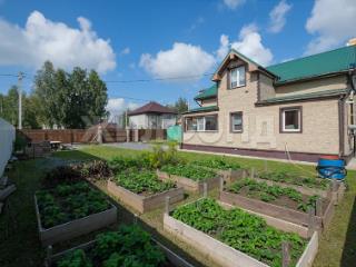  дом, 157.1 м², 7.8 соток