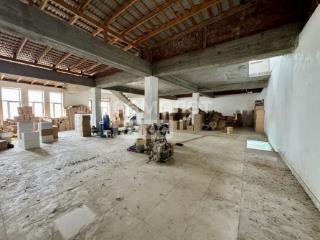 3-этажный дом, 700 м², 4.5 сотки